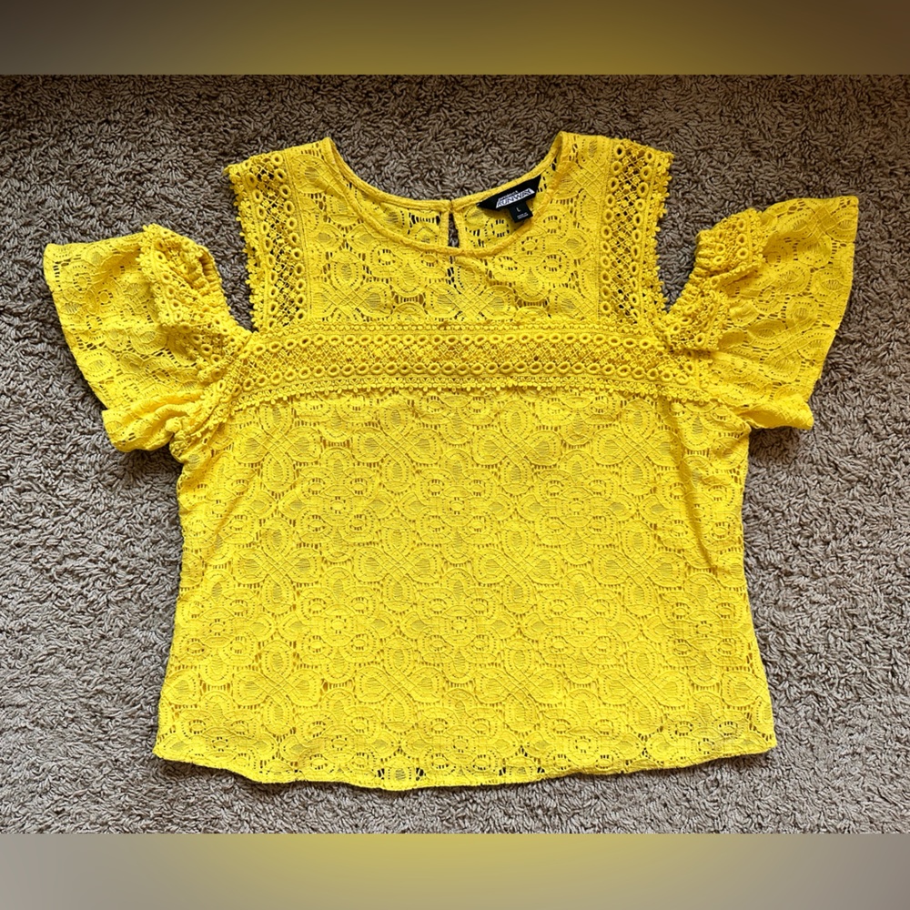 EUC Large Project Runway Cold Shoulder Yellow Lace Blouse